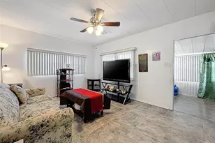 1823 Blue Lake Dr, Lakeland, FL 33801 - Photo 11