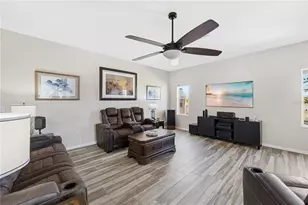 7949 Princeton Manor Cir, Lakeland, FL 33809 - Photo 21