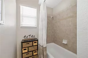 7949 Princeton Manor Cir, Lakeland, FL 33809 - Photo 11