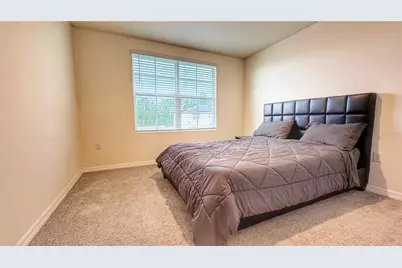 1206 Tahitian Sunrise Drive, Plant City, FL 33565 - Photo 15