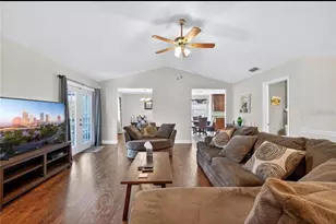 1922 Matthew Ct, Lakeland, FL 33813 - Photo 5