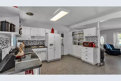 310 17th Street NE, Winter Haven, FL 33881 - Photo 5