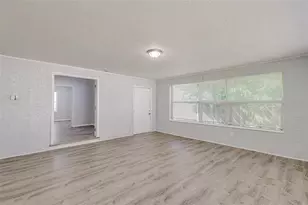 875 19th Ave S, Saint Petersburg, FL 33705 - Photo 23