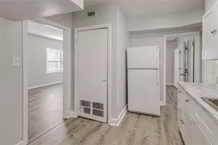 875 19th Ave S, Saint Petersburg, FL 33705 - Photo 11