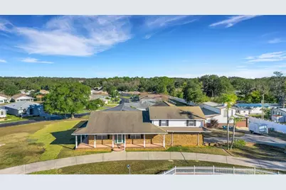 5905 Magnolia Lane, Lakeland, FL 33810 - Photo 9