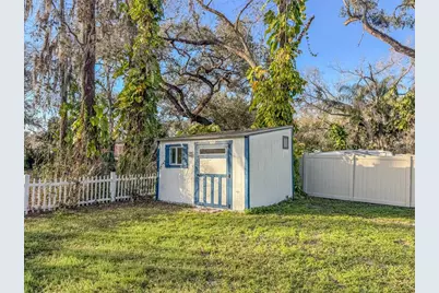 5028 Clewis Avenue, Tampa, FL 33610 - Photo 23