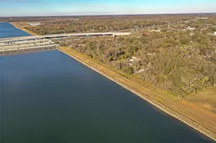 5028 Clewis Ave, Tampa, FL 33610 - Photo 45