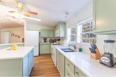 5028 Clewis Avenue, Tampa, FL 33610 - Photo 7