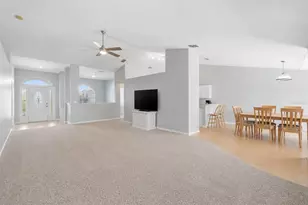 6786 Highlands Creek Blvd, Lakeland, FL 33813 - Photo 5