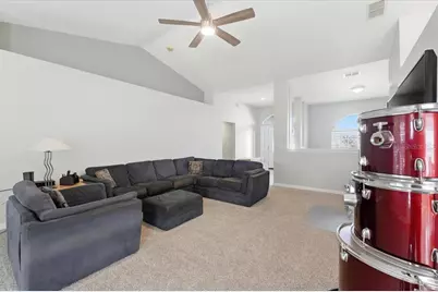 6786 Highlands Creek, Lakeland, FL 33813 - Photo 5