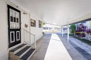 4135 Rolling Oaks Dr, Winter Haven, FL 33880 - Photo 5