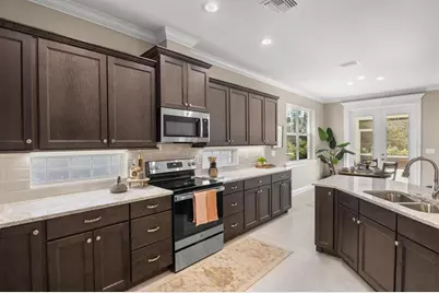 7903 Lake James Boulevard, Lakeland, FL 33810 - Photo 9