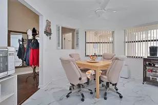 3115 Pebble Bend Dr, Lakeland, FL 33810 - Photo 7