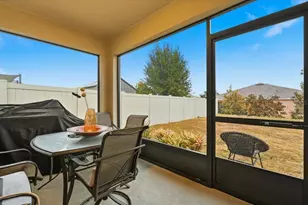 124 Emanuelle Dr, Winter Haven, FL 33884 - Photo 23