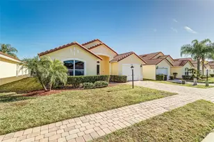 348 Robin Rd, Davenport, FL 33896 - Photo 3