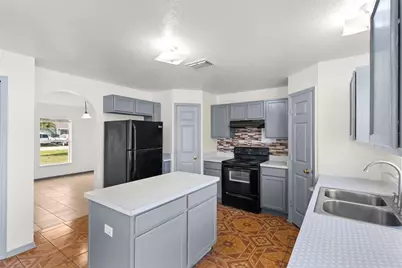 125 Vista View Avenue, Eagle Lake, FL 33839 - Photo 17