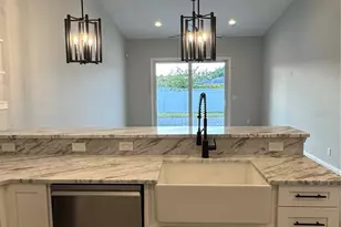 1172 Windjammer Dr, Lakeland, FL 33803 - Photo 15