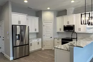 1172 Windjammer Dr, Lakeland, FL 33803 - Photo 9