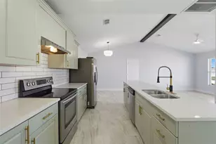 13249 Ebony Ave, Port Charlotte, FL 33981 - Photo 7