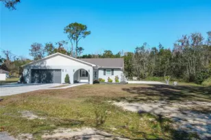 1904 Foxhollow Dr E, Auburndale, FL 33823 - Photo 3