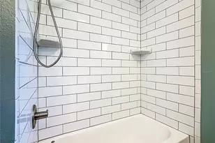 1904 Foxhollow Dr E, Auburndale, FL 33823 - Photo 35