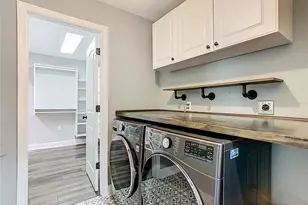 1904 Foxhollow Dr E, Auburndale, FL 33823 - Photo 45