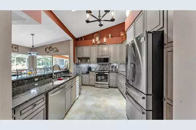 2711 S Fairway Drive, Plant City, FL 33566 - Photo 33