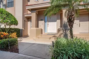 421 Enclave Pl, Lakeland, FL 33803 - Photo 3