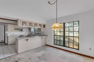 1324 Costine Dr, Lakeland, FL 33809 - Photo 5