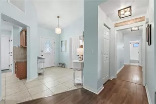 5729 Buck Run Dr, Lakeland, FL 33811 - Photo 7