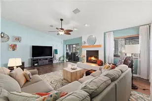 5729 Buck Run Dr, Lakeland, FL 33811 - Photo 9