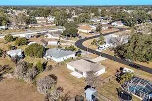 8053 Kaitlin Cir, Lakeland, FL 33810 - Photo 27