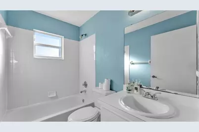 8053 Kaitlin Circle, Lakeland, FL 33810 - Photo 15