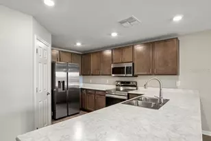 223 Turtle Bay Ave, Winter Haven, FL 33881 - Photo 5