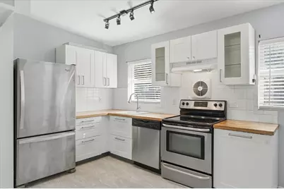 605 W Valencia Court, Bartow, FL 33830 - Photo 7