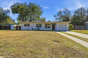 605 W Valencia Ct, Bartow, FL 33830 - Photo 1