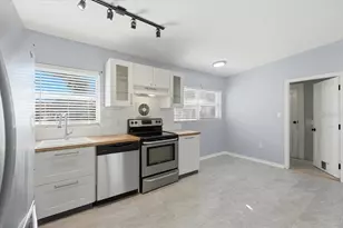 605 W Valencia Ct, Bartow, FL 33830 - Photo 9