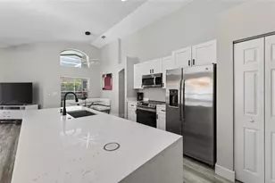 2212 Mallory Cir, Haines City, FL 33844 - Photo 9