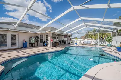 5837 Manchester Drive W, Lakeland, FL 33810 - Photo 3