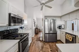 5837 Manchester Dr W, Lakeland, FL 33810 - Photo 15