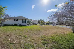 5837 Manchester Dr W, Lakeland, FL 33810 - Photo 37