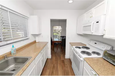 11902 Lakemist Circle #11902, Temple Terrace, FL 33617 - Photo 11