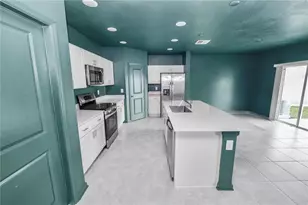 1465 Deepwater Cir, Eagle Lake, FL 33839 - Photo 9