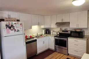 3032 Heather Way, Lakeland, FL 33801 - Photo 9