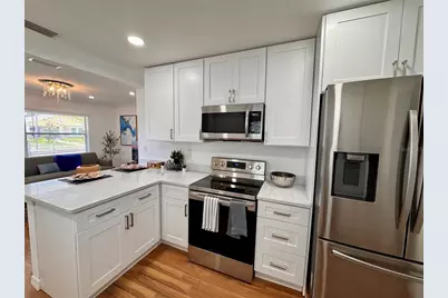 4534 3rd Avenue S, Saint Petersburg, FL 33711 - Photo 7