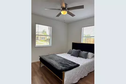 4534 3rd Avenue S, Saint Petersburg, FL 33711 - Photo 15