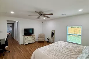 4534 3rd Ave S, Saint Petersburg, FL 33711 - Photo 9