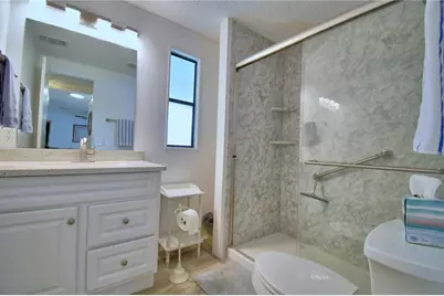 4802 Colonnades Circle E, Lakeland, FL 33811 - Photo 19