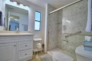 4802 Colonnades Cir E, Lakeland, FL 33811 - Photo 19