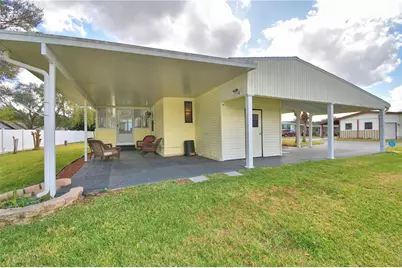 4802 Colonnades Circle E, Lakeland, FL 33811 - Photo 3